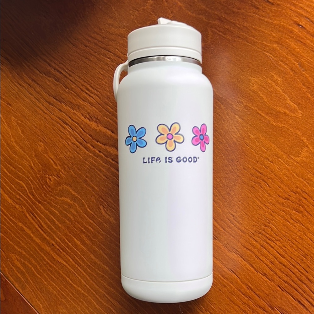Life Is Good White Stainless Steel 32oz Bottle with Floral Accents